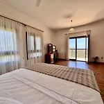 Mountain View 6 Bed Mansion With Private Padel Court, Pool & Gym Larnaca