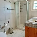 Villa Mountain View 6 Bed Mansion With Private Padel Court, Pool & Gym