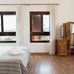 Mountain View 6 Bed Mansion With Private Padel Court, Pool & Gym Villa Lárnaca