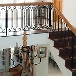 Villa Mountain View 6 Bed Mansion With Private Padel Court, Pool & Gym
