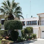 Mountain View 6 Bed Mansion With Private Padel Court, Pool & Gym