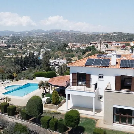 Mountain View 6 Bed Mansion With Private Padel Court, Pool & Gym * ラルナカ