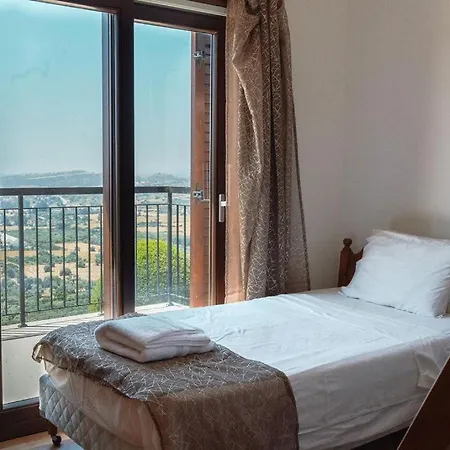 Mountain View 6 Bed Mansion With Private Padel Court, Pool & Gym * ラルナカ