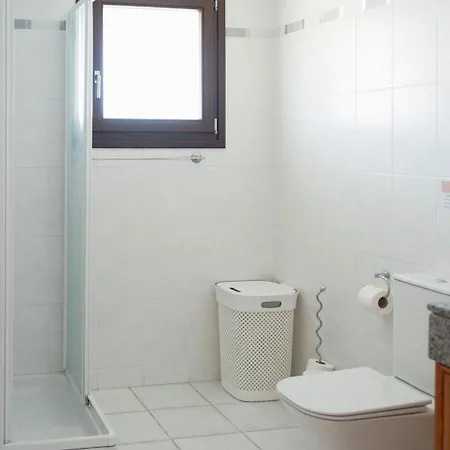 Mountain View 6 Bed Mansion With Private Padel Court, Pool & Gym