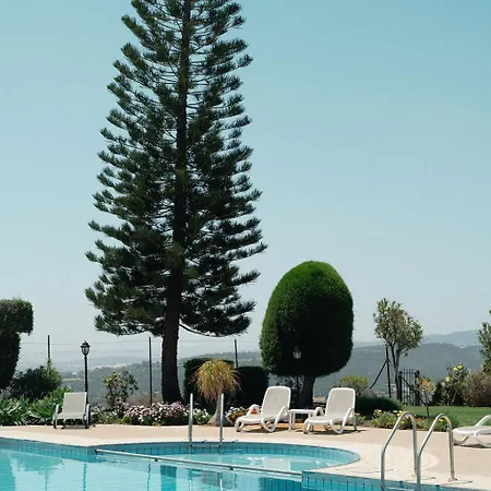 ヴィラ Mountain View 6 Bed Mansion With Private Padel Court, Pool & Gym ラルナカ